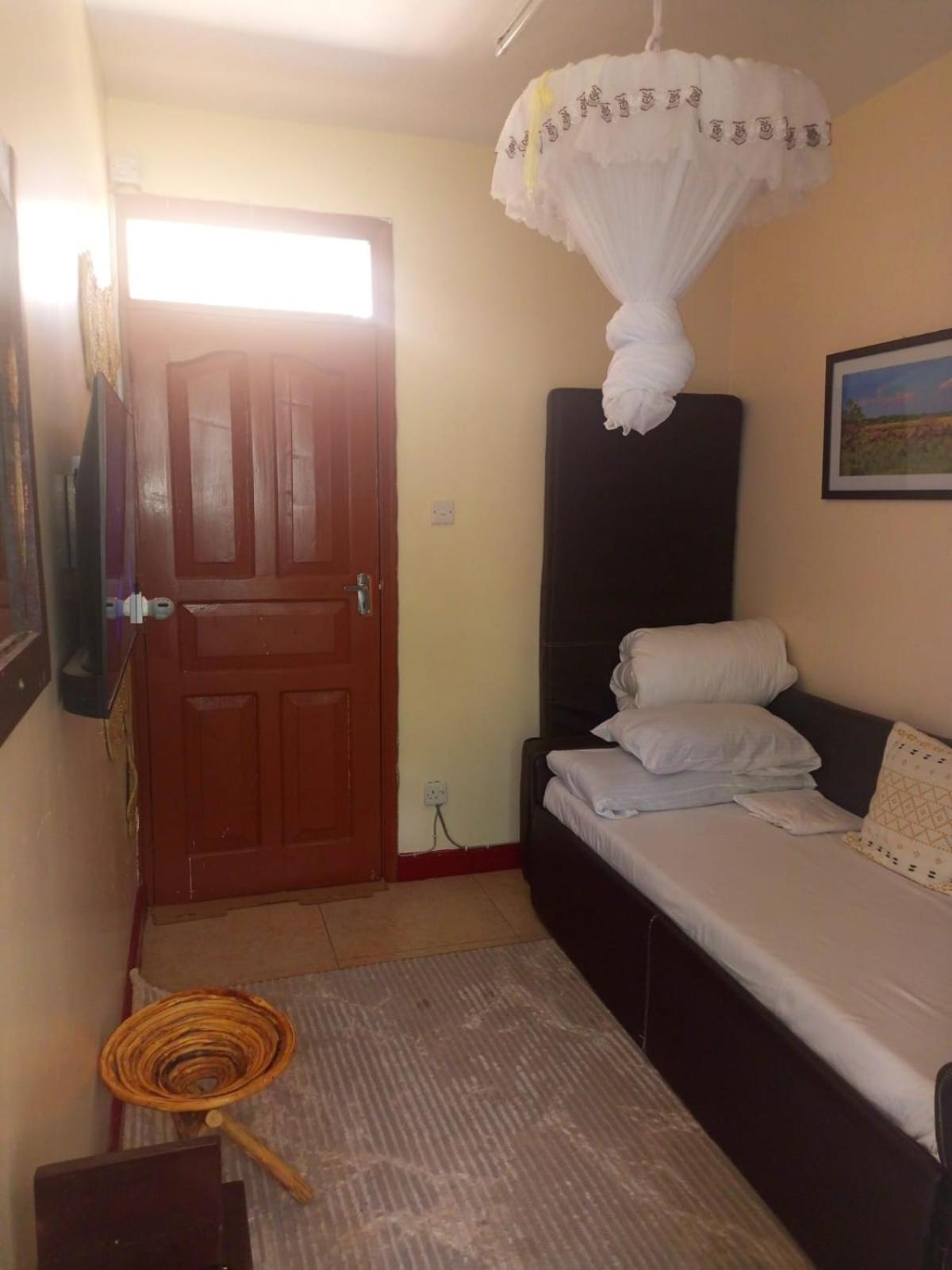 Madini Furnished Apartment 1 Near Jkia Sgr Nairobi Exterior foto